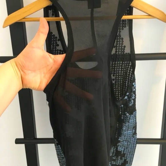 ❤️ Flowy sequin camisole - Picture 2 of 2